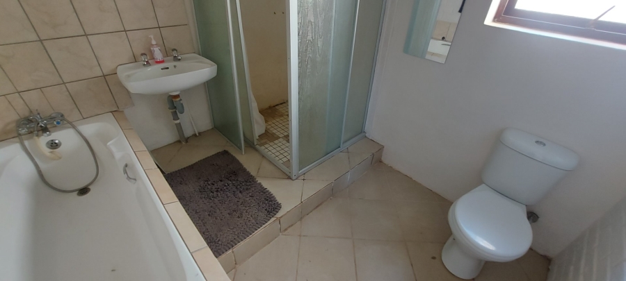2 Bedroom Property for Sale in Albertinia Western Cape